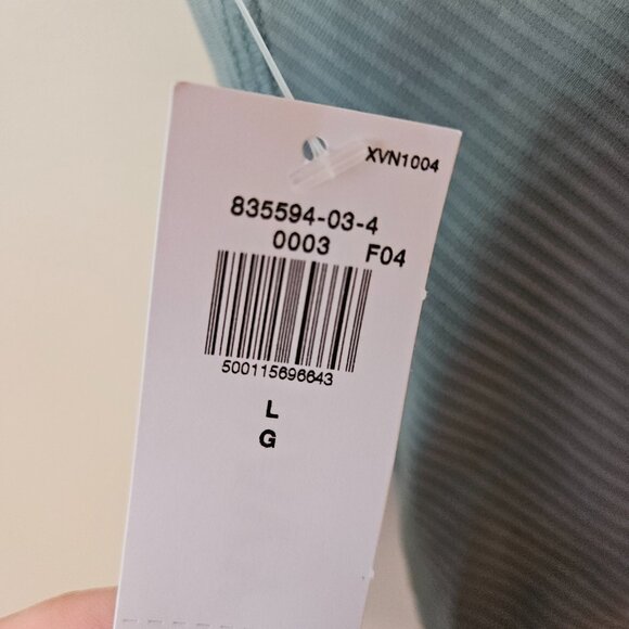 Old Navy Ribbed Tank Teal - Picture 3 of 4